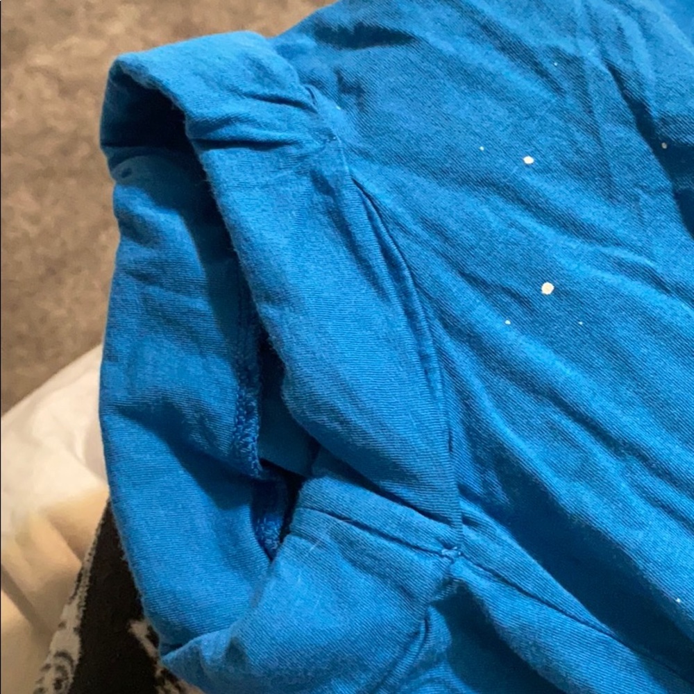 Blue tshirt, white splatter paint dots - Picture 2 of 2